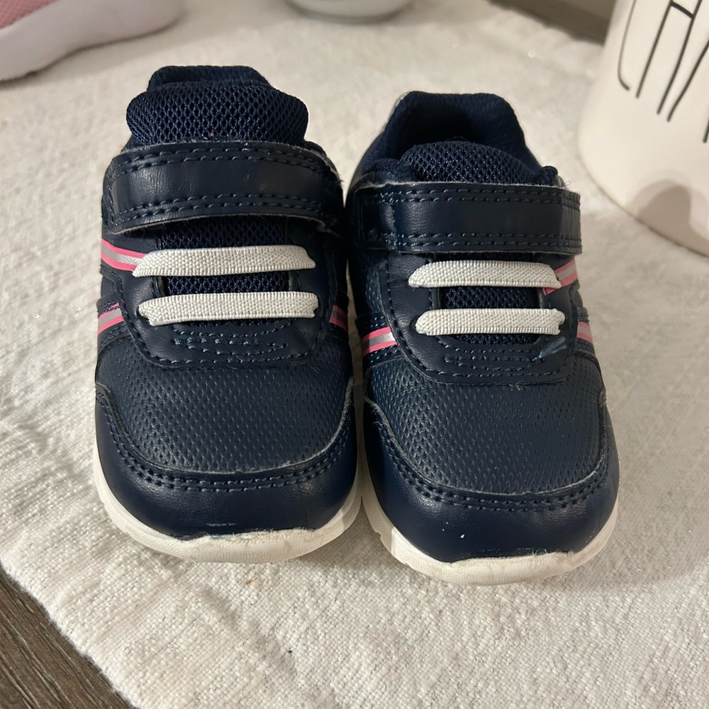 💜 Carter’s Toddler Girl Shoe